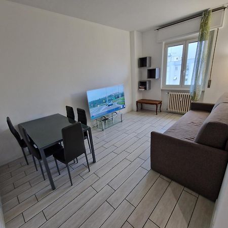 Parkside Heaven Milano Affori Apartment Bagian luar foto