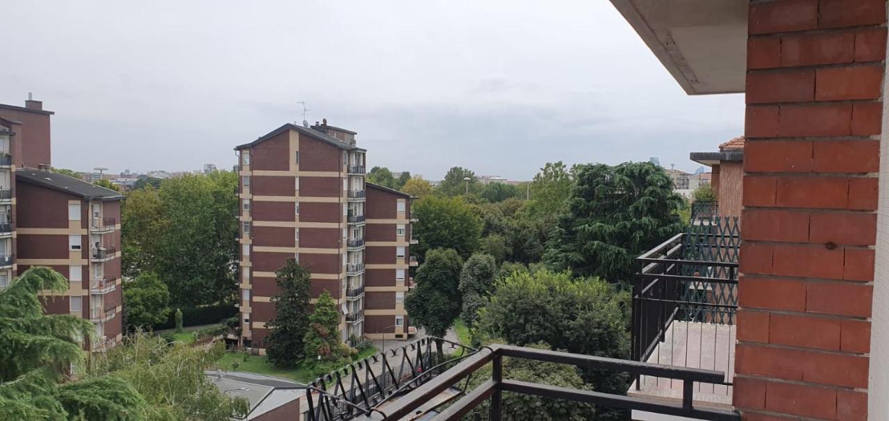 Parkside Heaven Milano Affori Apartment Bagian luar foto